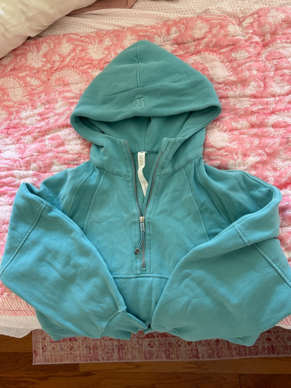 Lululemon Scuba